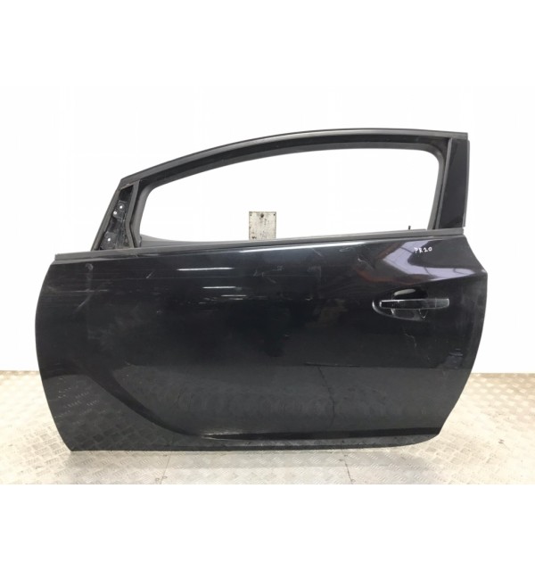 Дверь передняя левая бу для Opel Astra J 1.4 i,  2012 г.