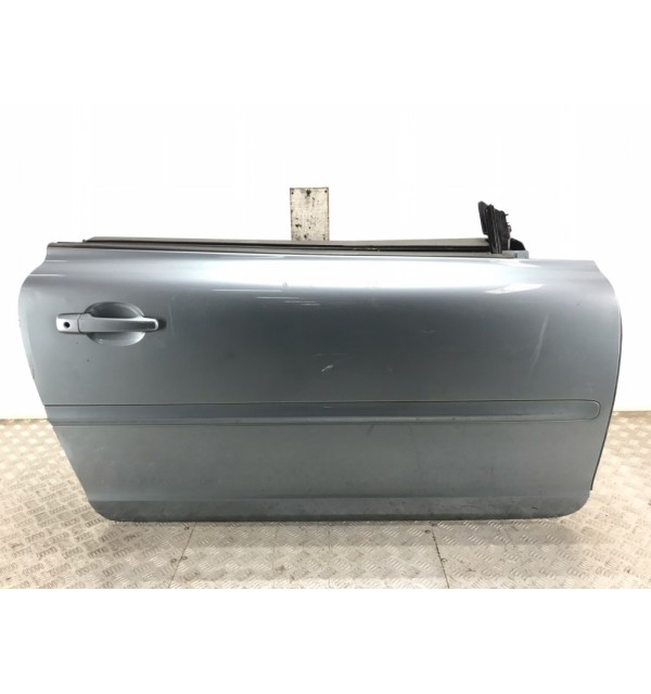 Дверь передняя правая бу для Volvo C70  2.4 i,  2007 г.
