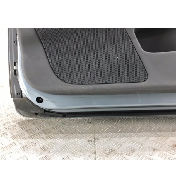 Дверь передняя правая бу для Volvo C70  2.4 i,  2007 г.