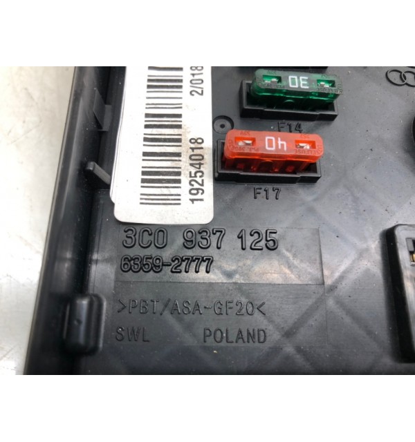Блок предохранителей бу для Volkswagen Passat B6 2.0 TDi,  2008 г.