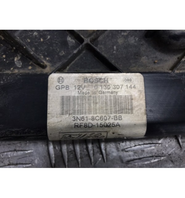 Вентилятор радиатора бу для Mazda 3  BK 2.0 CDT,  2008 г.