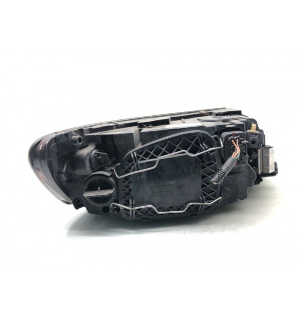 Фара левая бу для Volvo V50  2.0 TD,  2007 г.
