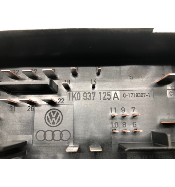 Блок предохранителей бу для Volkswagen Golf 5 1.9 TDi,  2008 г.