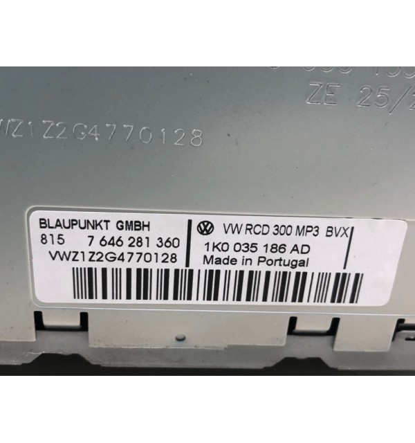 Магнитола бу для Volkswagen Passat B6 2.0 TDi,  2007 г.