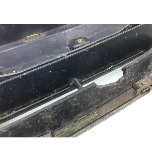 Решетка радиатора бу для Honda CR-V  2.0 i,  2002 г.