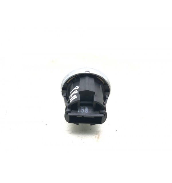 Кнопка запуска двигателя бу для BMW 3 E90/E91/E92/E93 2.0 TD,  2010 г.