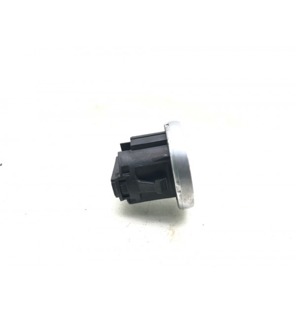 Кнопка запуска двигателя бу для BMW 3 E90/E91/E92/E93 2.0 TD,  2010 г.