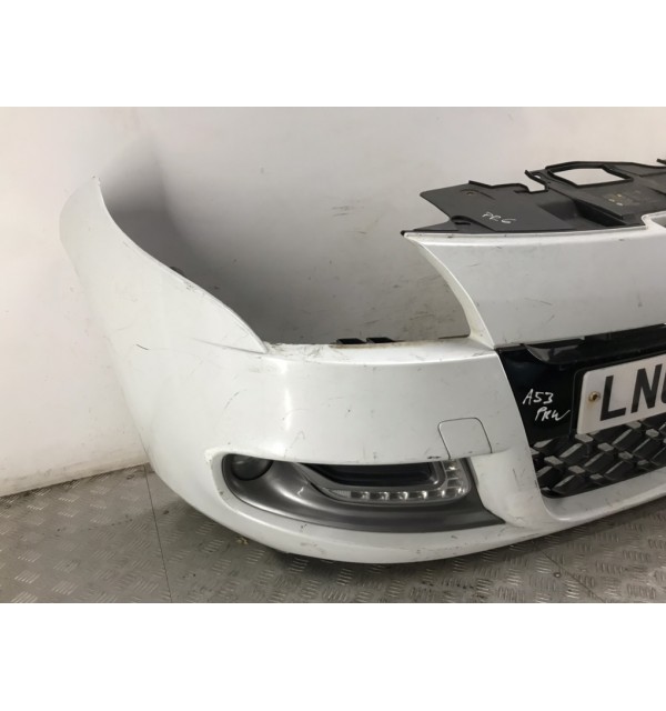 Бампер передний бу для Renault Megane 3 1.5 DCi,  2012 г.