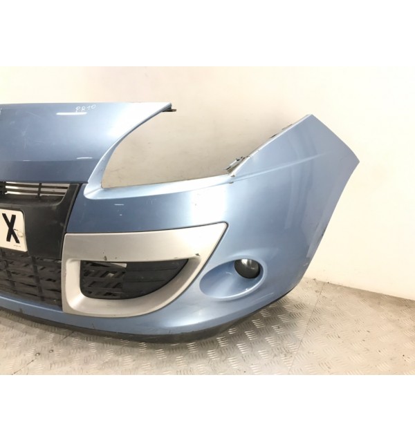 Бампер передний бу для Renault Scenic 3 1.5 DCi,  2009 г.