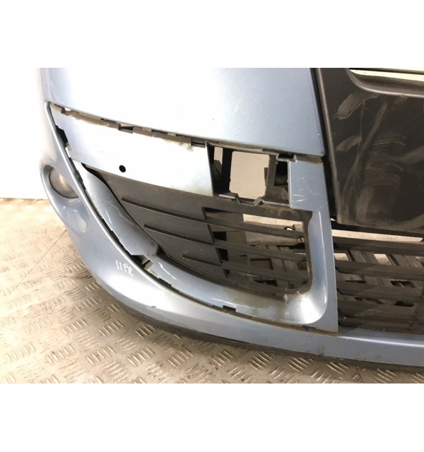 Бампер передний бу для Renault Scenic 3 1.5 DCi,  2009 г.