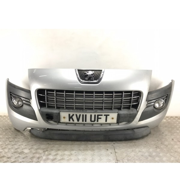 Бампер передний бу для Peugeot 3008  1.6 HDi,  2011 г.