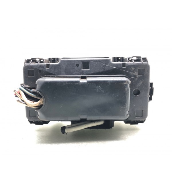 Блок предохранителей бу для Honda Civic 7 1.4 i,  2005 г.