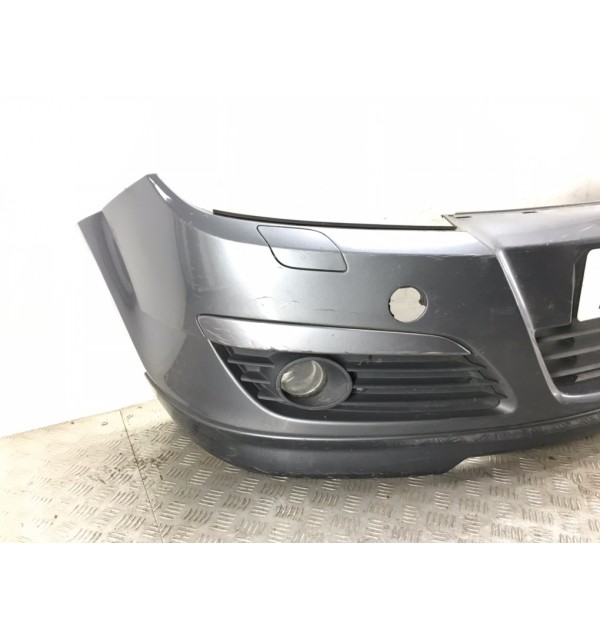 Бампер передний бу для Opel Astra H 1.9 CDTi,  2005 г.