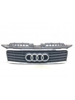 Решетка радиатора бу для Audi A3 8P 2.0 TDi,  2005 г.