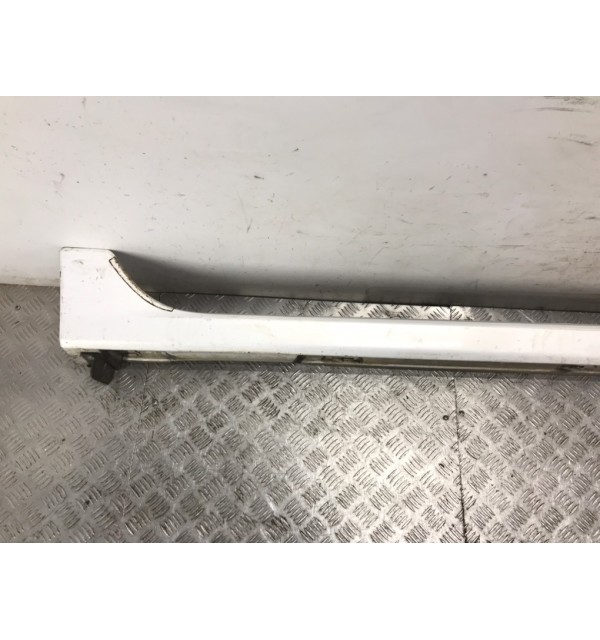 Накладка на порог бу для Mazda 3  BK 2.0 CDT,  2008 г.