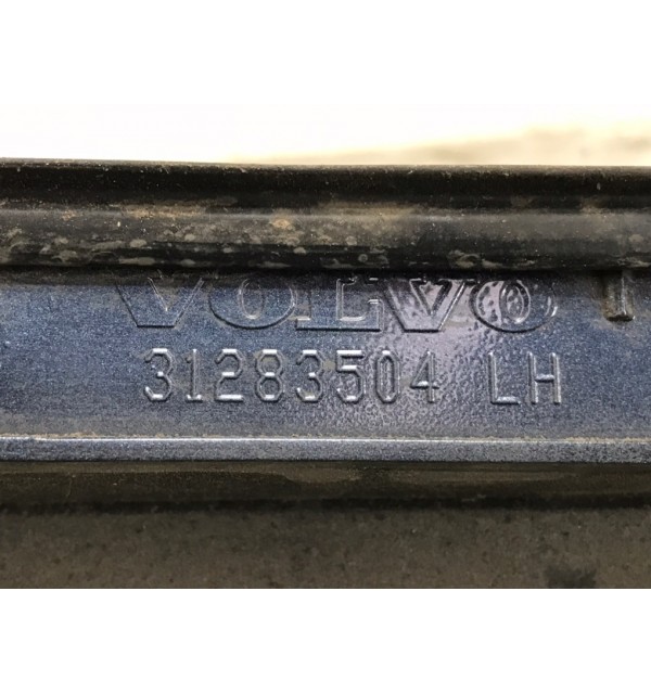Накладка на порог бу для Volvo S40  1.6 TD,  2011 г.