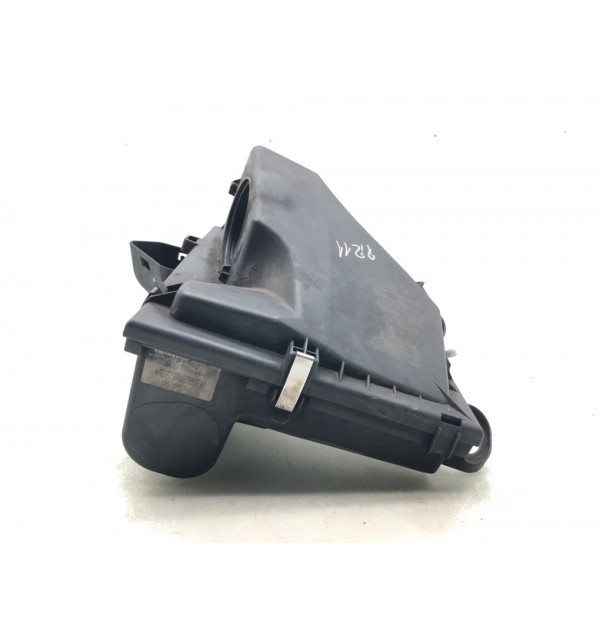 Корпус воздушного фильтра бу для BMW 3 E90/E91/E92/E93 2.0 TD,  2010 г.