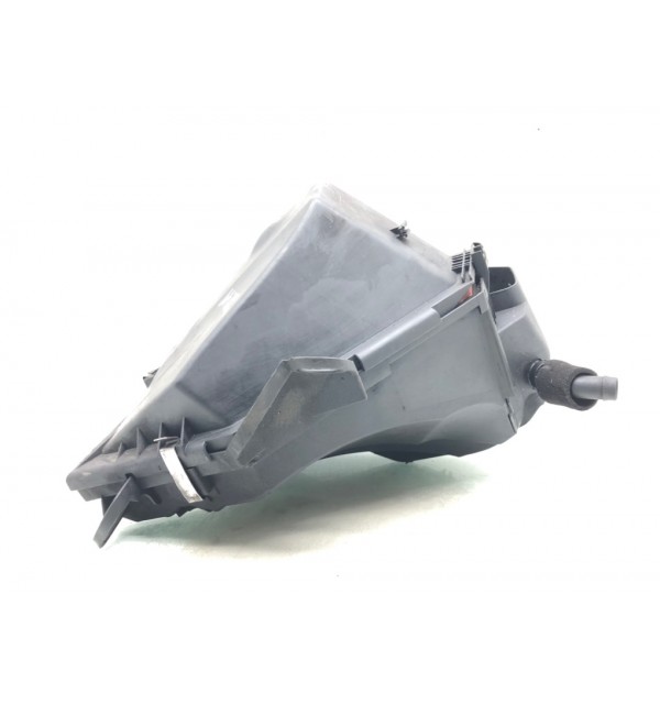 Корпус воздушного фильтра бу для BMW 3 E90/E91/E92/E93 2.0 TD,  2010 г.