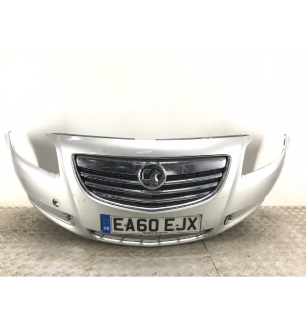 Бампер передний бу для Opel Insignia  2.0 CDTi,  2010 г.