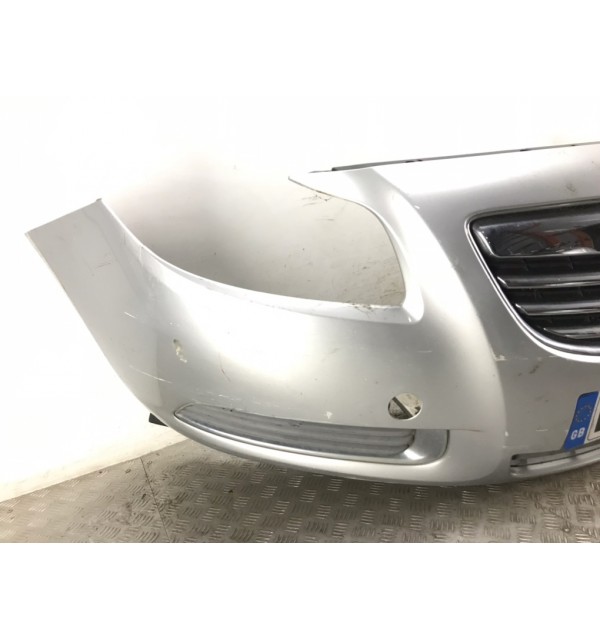 Бампер передний бу для Opel Insignia  2.0 CDTi,  2010 г.