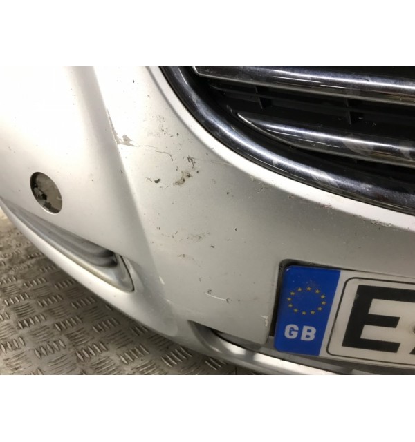 Бампер передний бу для Opel Insignia  2.0 CDTi,  2010 г.