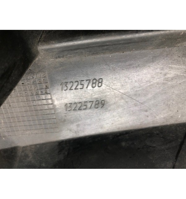 Решетка радиатора бу для Opel Astra H 1.3 CDTi,  2012 г.