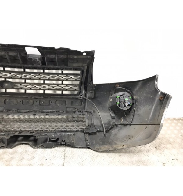 Бампер передний бу для Land Rover Freelander 2 2.2 TD,  2008 г.