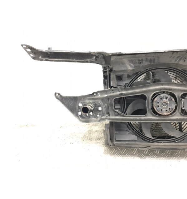 Панель передняя (телевизор) бу для BMW 3 E46 2.5 i,  2001 г.