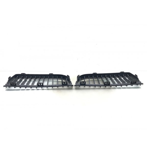 Решетка радиатора бу для BMW 3 E90/E91/E92/E93 2.0 TD,  2007 г.