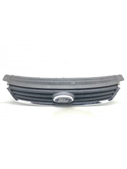 Решетка радиатора бу для Ford Kuga  2.0 TDCi,  2009 г.