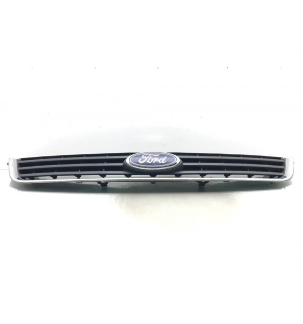 Решетка радиатора бу для Ford Kuga  2.0 TDCi,  2009 г.