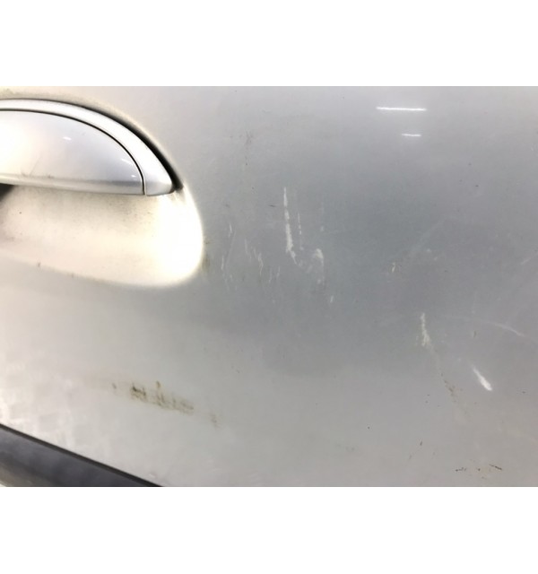 Дверь передняя правая бу для Renault Clio  1.4 i,  2004 г.
