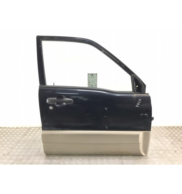 Дверь передняя правая бу для Suzuki Grand Vitara  2.0 TD,  2002 г.