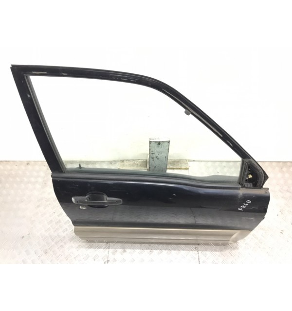 Дверь передняя правая бу для Suzuki Grand Vitara  2.0 TD,  2002 г.