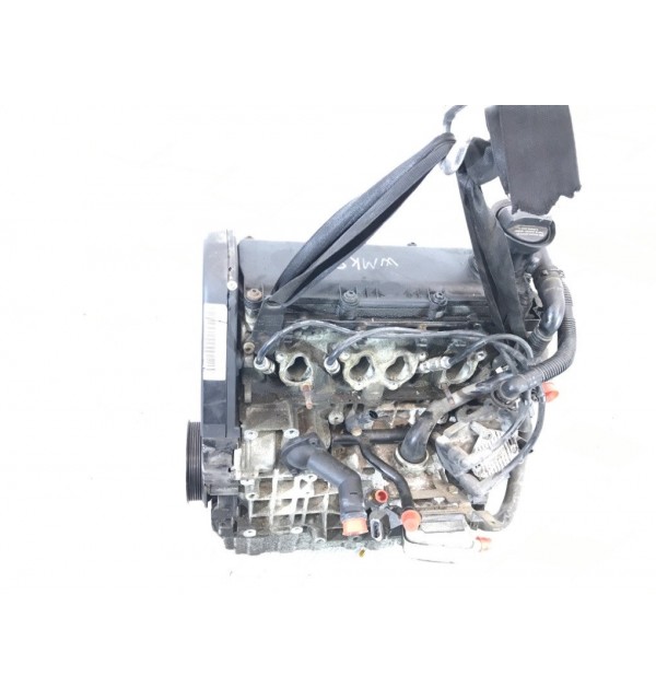 Двигатель (ДВС)  бу для Volkswagen Golf 5 1.6 i,  2005 г.