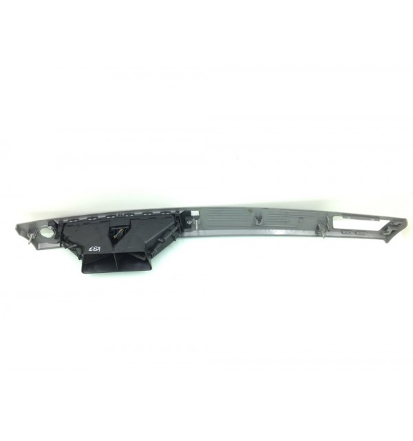 Дефлектор обдува салона бу для BMW 3 E90/E91/E92/E93 3.0 i,  2007 г.