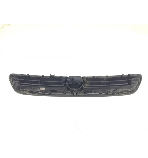 Решетка радиатора бу для Opel Astra G 1.6 i,  2003 г.