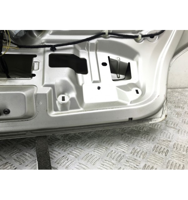Крышка багажника бу для Peugeot 307  1.6 i,  2006 г.