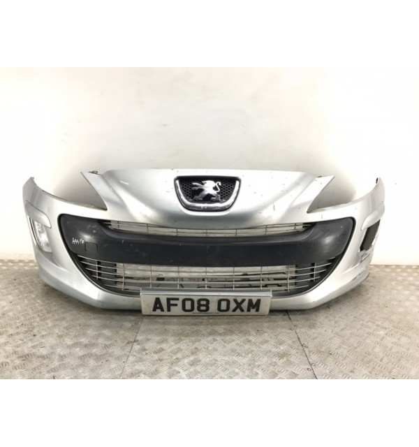 Бампер передний бу для Peugeot 308 T7 1.6 i,  2008 г.