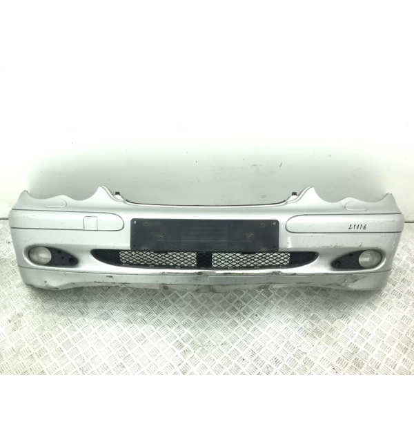 Бампер передний бу для Mercedes C W203 3.2 i,  2003 г.