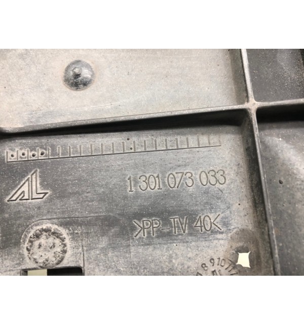Крепление фары левой бу для Audi A4 B8 2.0 TDi,  2008 г.