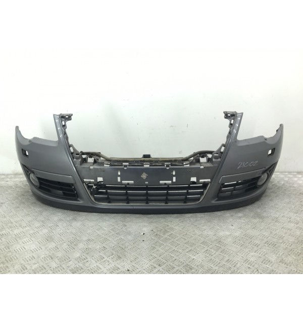 Бампер передний бу для Volkswagen Passat B6 2.0 TDi,  2010 г.