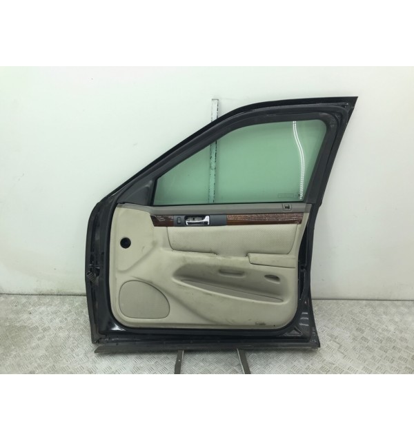 Дверь передняя правая бу для Cadillac Seville  4.6 i,  2002 г.