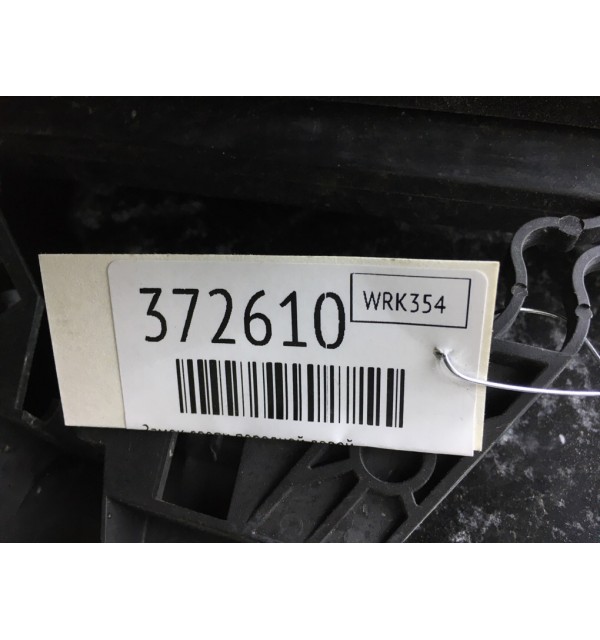 Замок двери передней левой бу для Volvo V50  2.4 i,  2005 г.