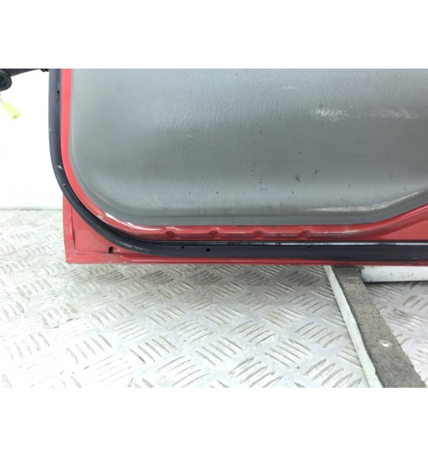 Дверь передняя правая бу для Opel Agila  1.0 i,  2002 г.