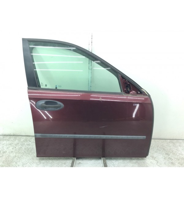 Дверь передняя правая бу для Saab 9-3  2.0 Ti,  2003 г.