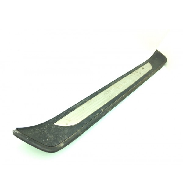 Накладка на порог бу для BMW 3 E90/E91/E92/E93 3.0 i,  2007 г.