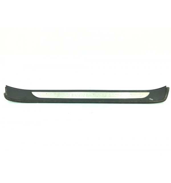 Накладка на порог бу для BMW 3 E90/E91/E92/E93 3.0 i,  2007 г.