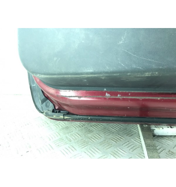 Дверь передняя правая бу для Citroen C3 Picasso  1.4 i,  2011 г.
