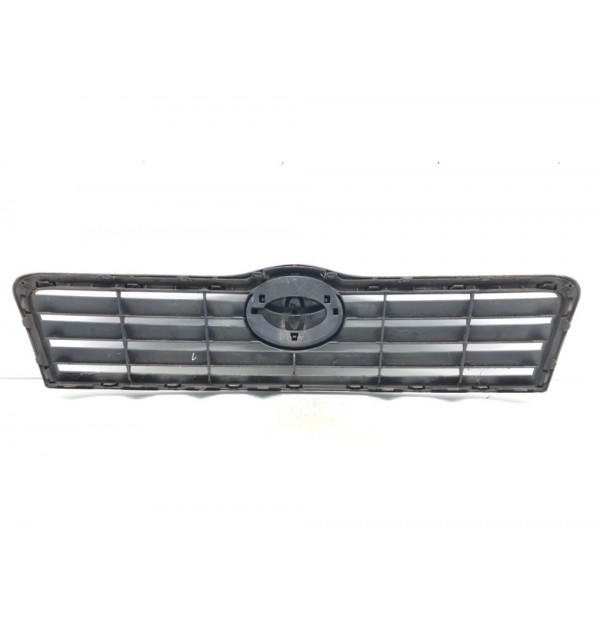 Решетка радиатора бу для Toyota Avensis  2.0 TD,  2004 г.